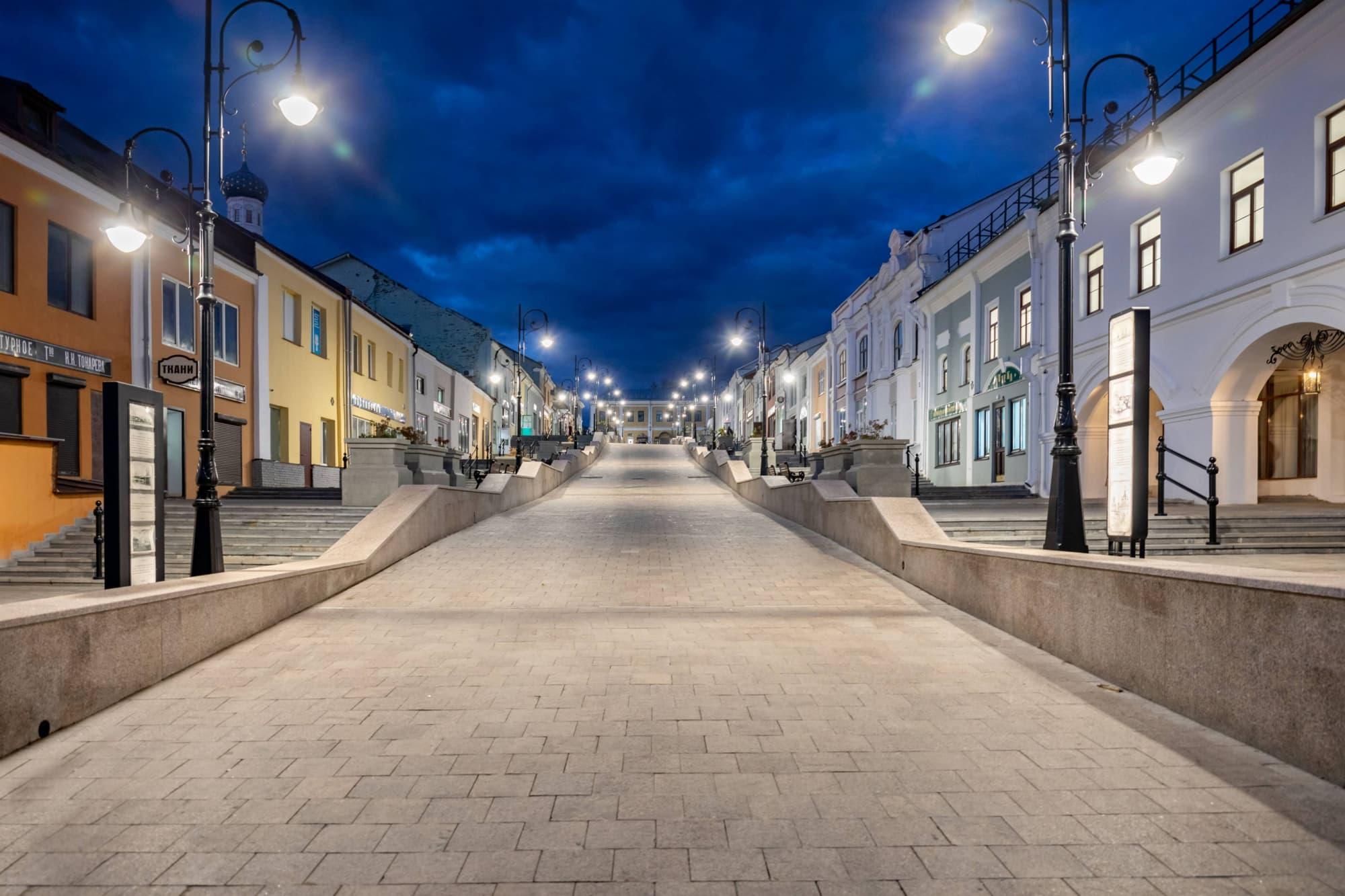 Центр Арзамаса: вид на храмы и историческую архитектуру