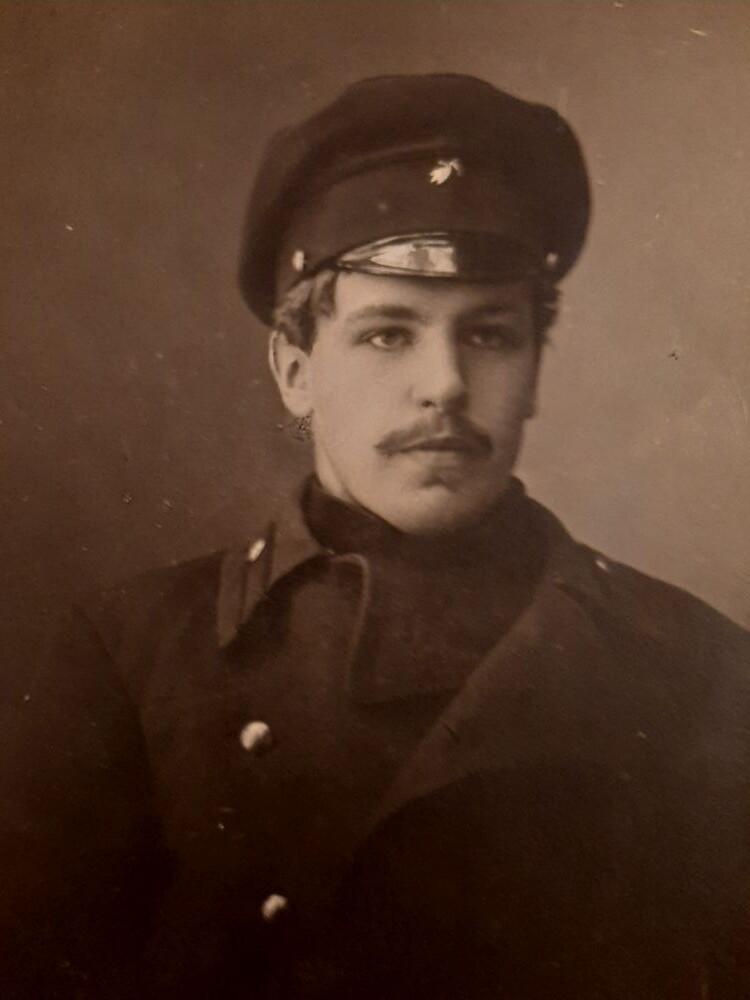 Чичеров Алексей Николаевич. Дата рождения: 14 октября 1898 г., расстрелян 1918 году